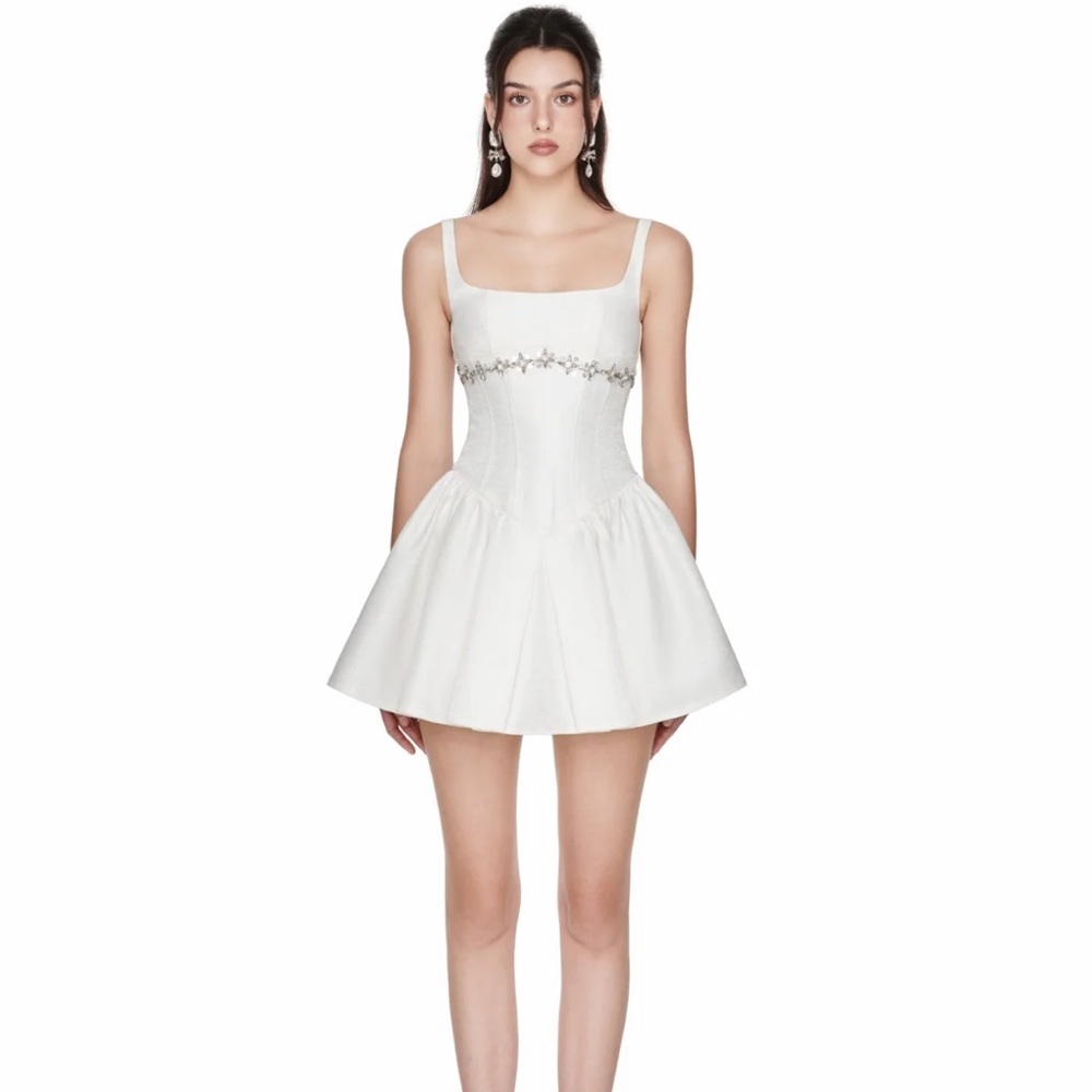 Elegant White Dress